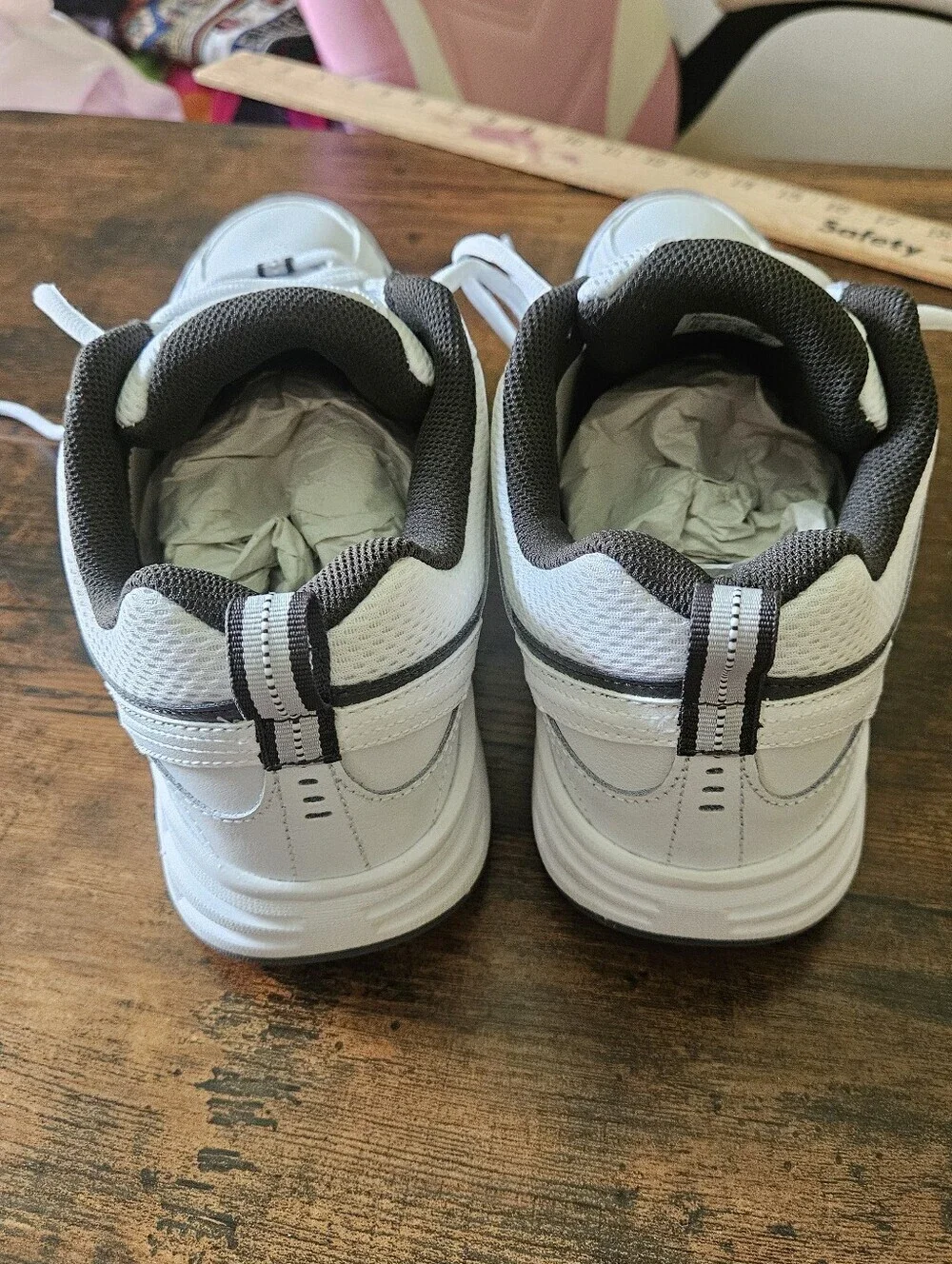 New Balance 409 Men's White and Dark Grey Sneakers Size 11.5